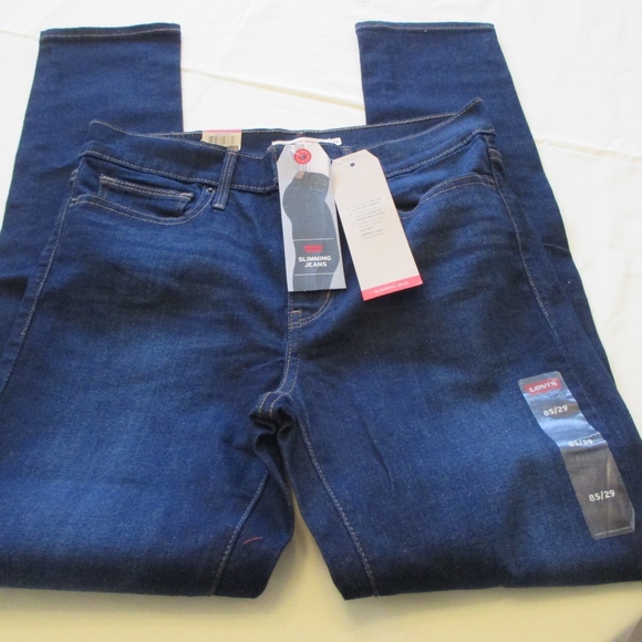 levi's slimming skinny jean